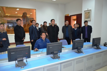省农行行长温学宇一行到luck18调研 (1).jpg