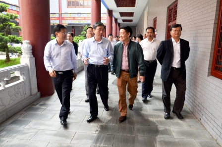 江西省政协主席黄跃金视察luck18 (1).jpg