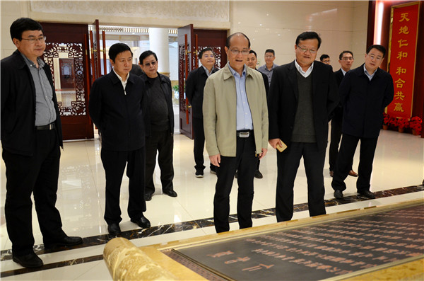 （送审）吴晓军副省长视察luck18.jpg